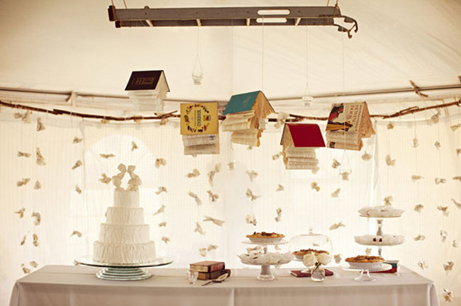 31 Beautiful Ideas For A Book-Inspired Wedding 11