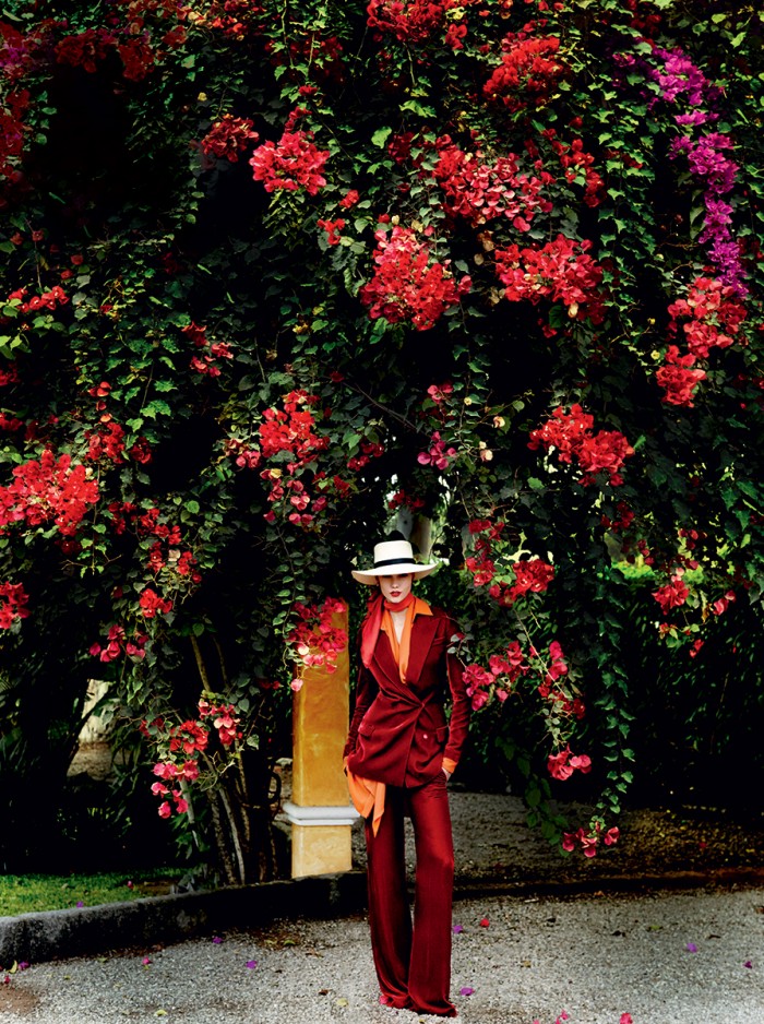 Karlie Kloss Takes Fall's HIGH Fashions on a Trip to Peru 3