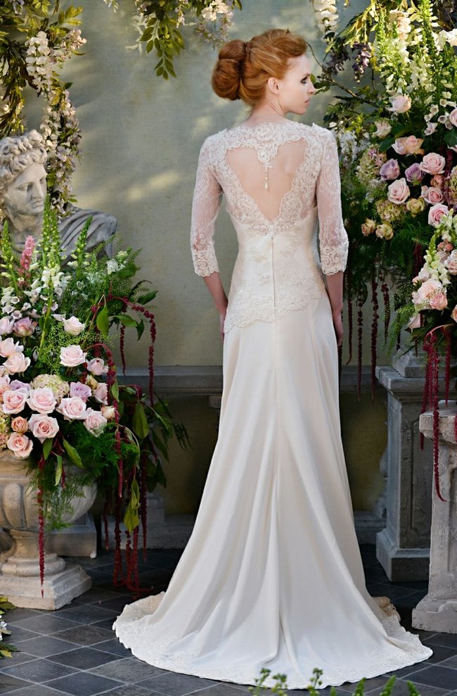 wedding dress with beautiful back details 32
