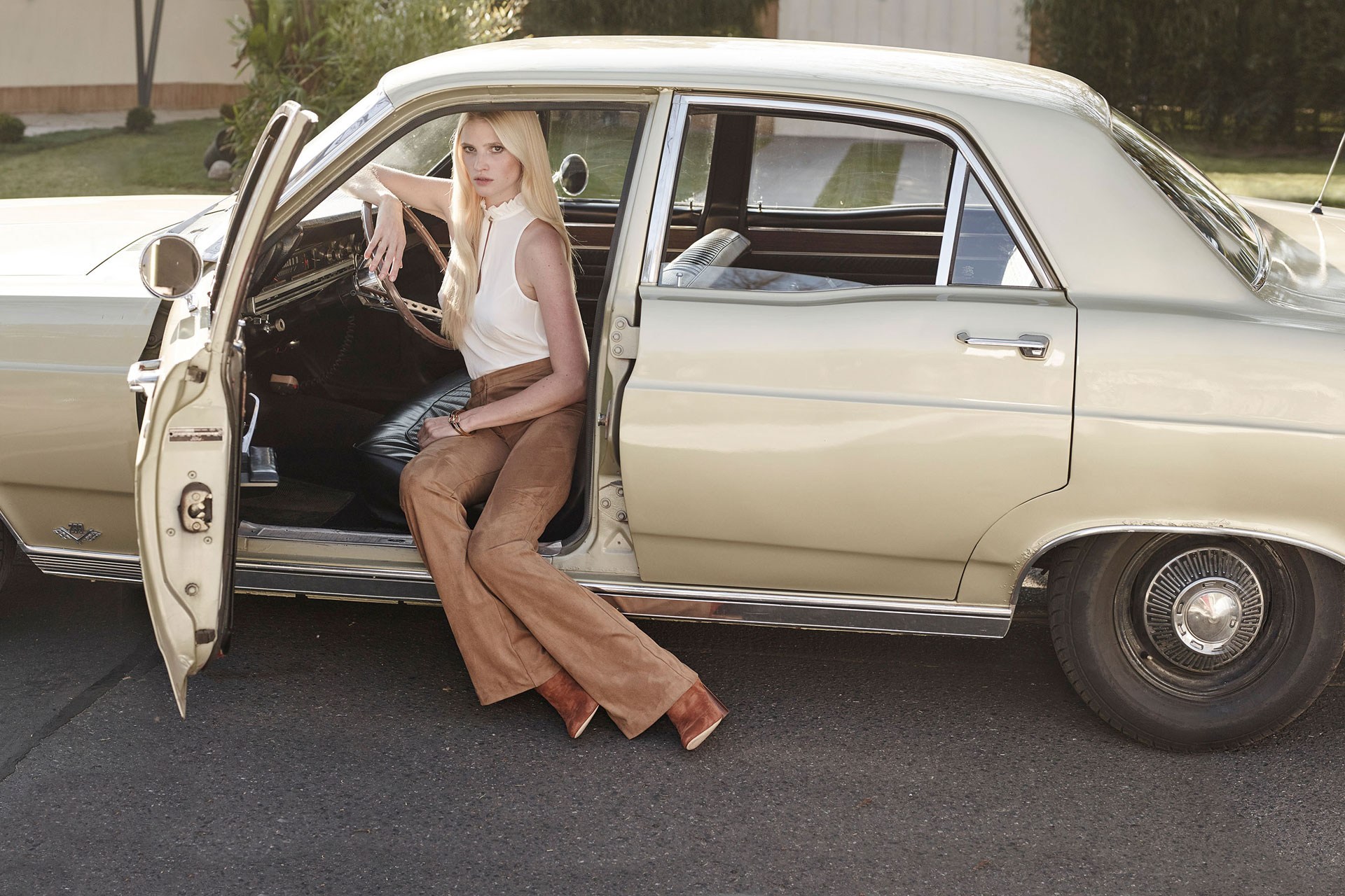 不退燒的70年代風潮：Lara Stone演繹H&M最新2015秋冬廣告  4