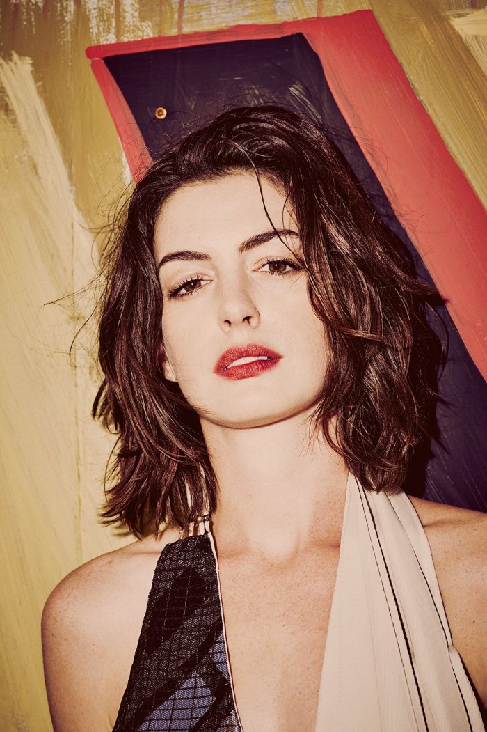 Anne Hathaway Is Our Kind Of Cool Girl 5