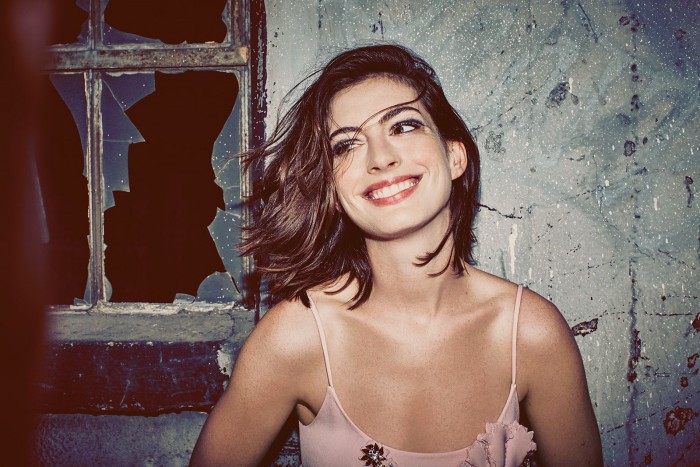 Anne Hathaway Is Our Kind Of Cool Girl 11