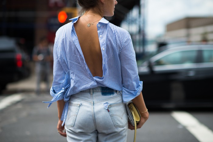 street-style-backwards-button-down-shirt 10