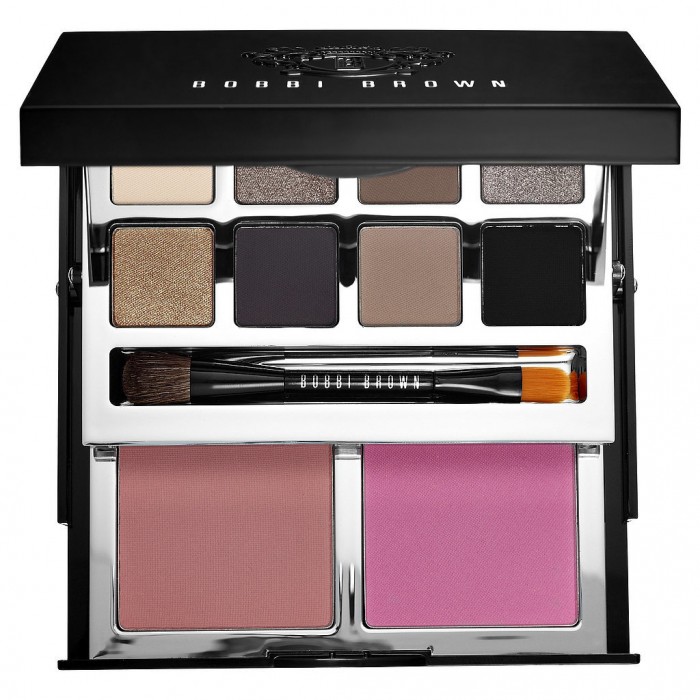 16 Holiday Palettes That Are Almost Too Pretty to Use 2