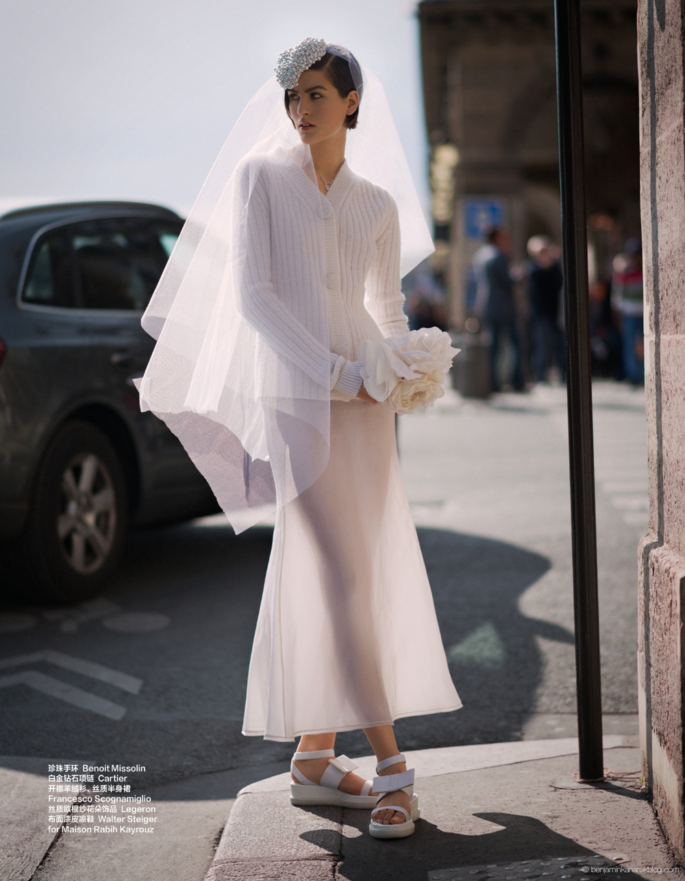 不一樣的摩登婚紗造型：Athena Wilson出鏡中國版《Harper’s Bazaar》 6