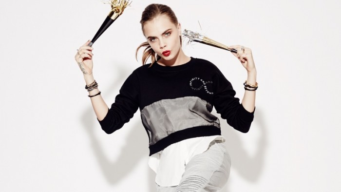 CARA DELEVINGNE HAS SOME HOLIDAY FUN FOR PENSHOPPE 2