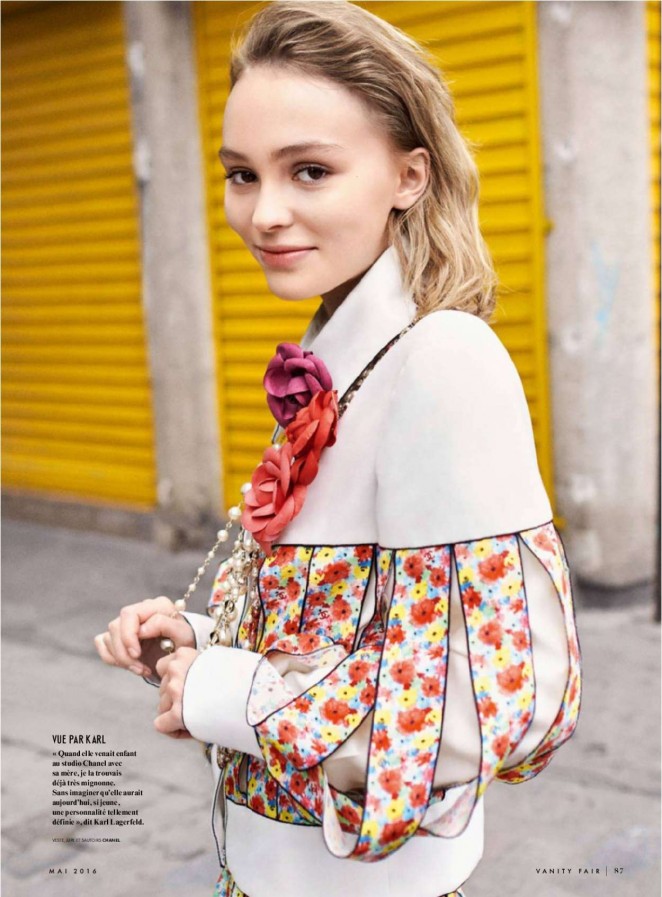 Lily-Rose Depp Is Officially An It Girl In France, C'est Vrai 5