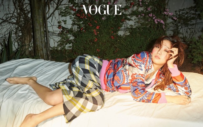 起司陷阱裡的狗毛頭金高恩，這次以截然不然的模樣出鏡韓版《Vogue》 37
