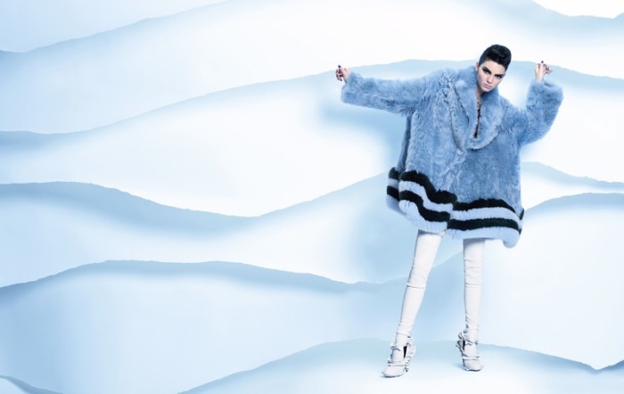 KENDALL JENNER IS AN ICE PRINCESS IN FENDI’S FALL 2016 CAMPAIGN 8