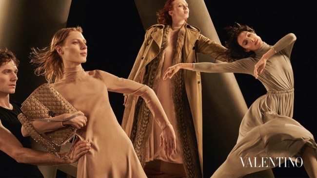 VALENTINO EMBRACES THE ART OF DANCING FOR FALL 2016 CAMPAIGN 2