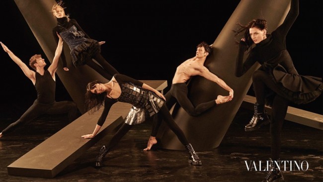 VALENTINO EMBRACES THE ART OF DANCING FOR FALL 2016 CAMPAIGN 9