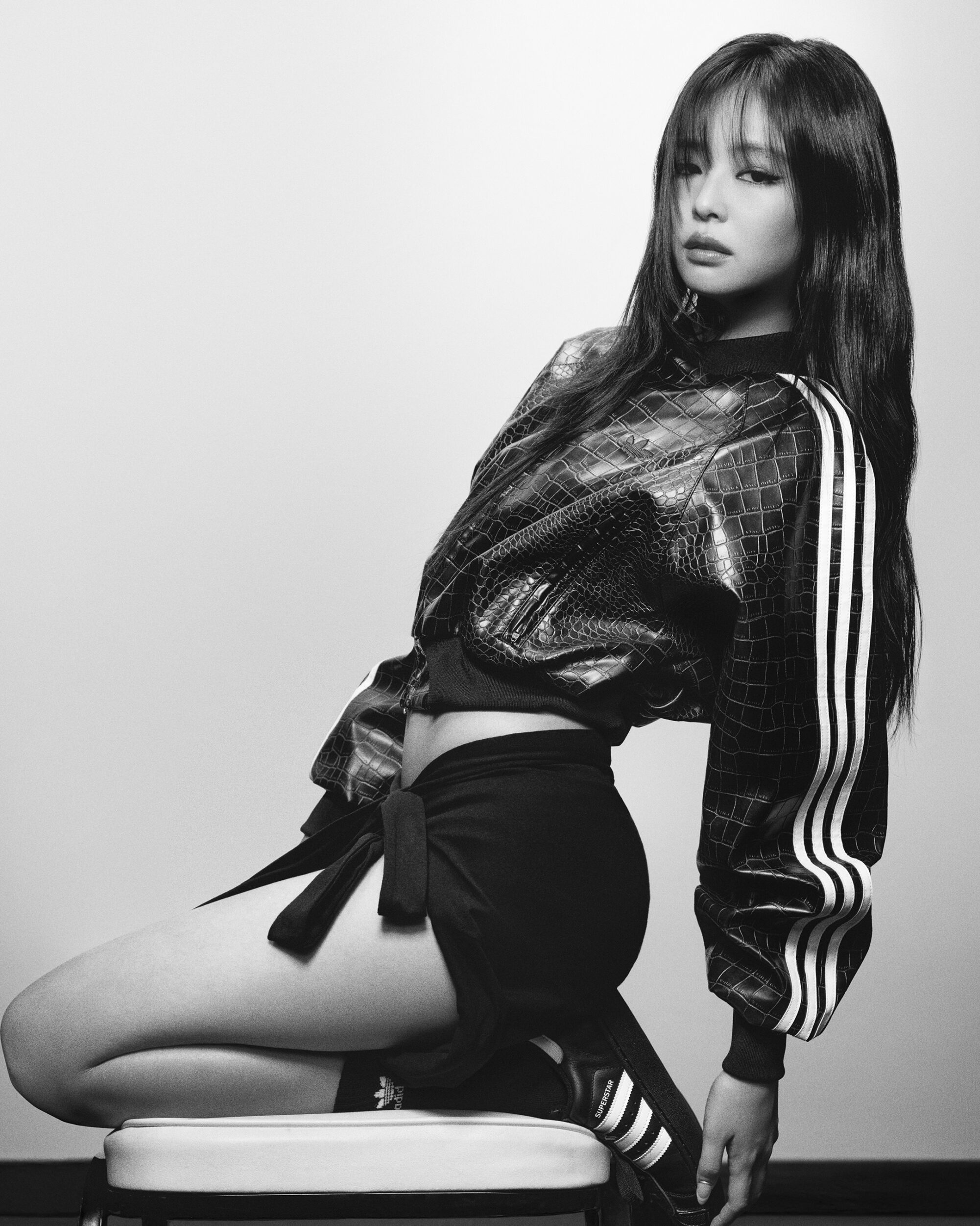 Jennie Kendall Jenner 聯手演繹 a 情境示意